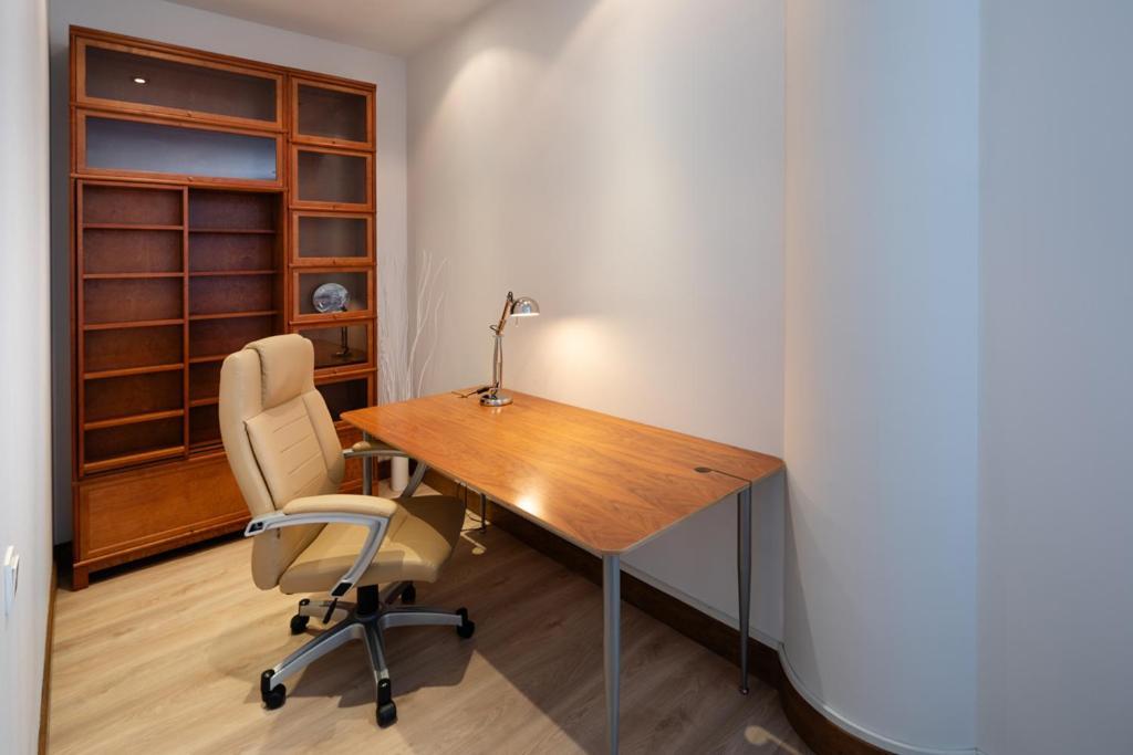 Central House Riverside Studio Рига Екстериор снимка